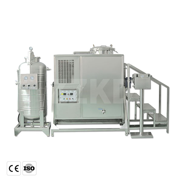 Solvent recovery machine
